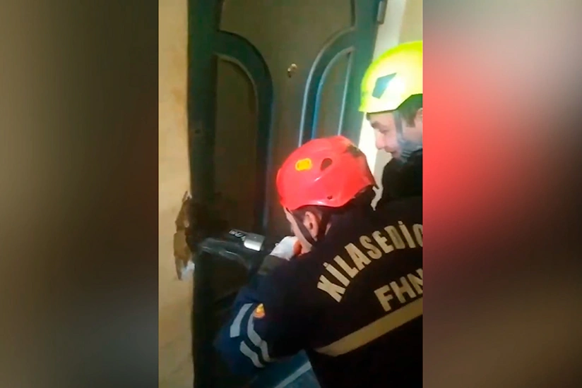 Sabirabadda yaşayış binasında köməksiz qalan sakinlər xilas edilib