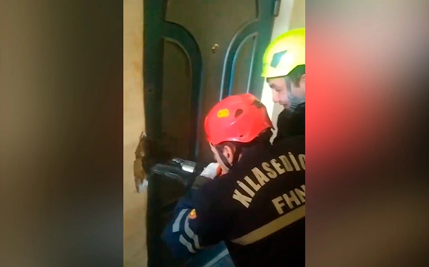 Sabirabadda yaşayış binasında köməksiz qalan sakinlər xilas edilib 