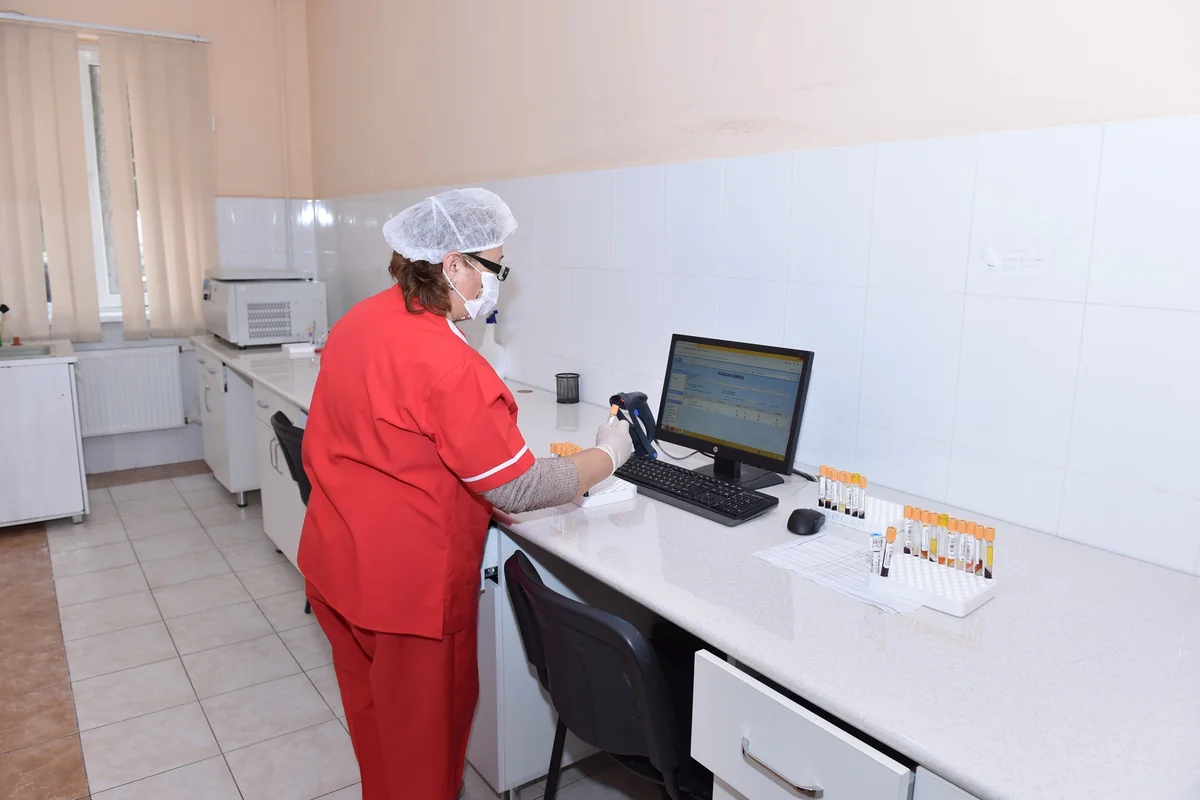 TƏBİB-in tabeliyindəki 70-dən çox tibb müəssisəsinin laboratoriyaları yenilənib - SİYAHI