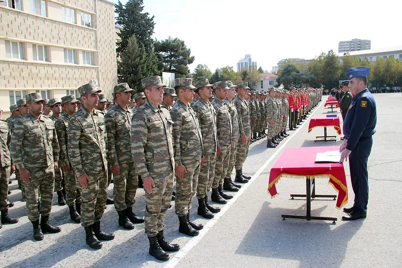 Graduation ceremony of course for long-term active military servicemen held in Baku