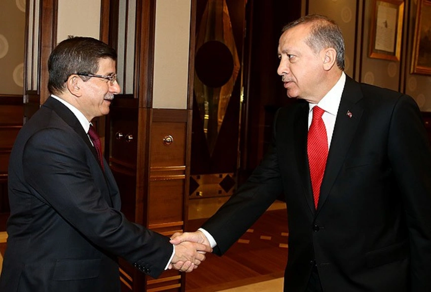 Türkiyədə Əhməd Davudoğlunun rəhbərliyi ilə müvəqqəti hökumət qurulacaq