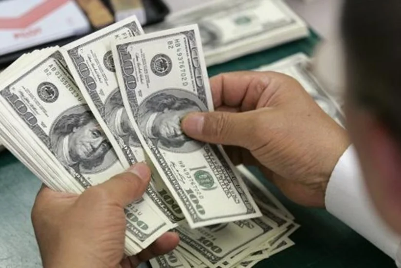 ​Azərbaycanda illik gəlirliliyi 14% olan dollar istiqrazlarının satışına başlanılıb