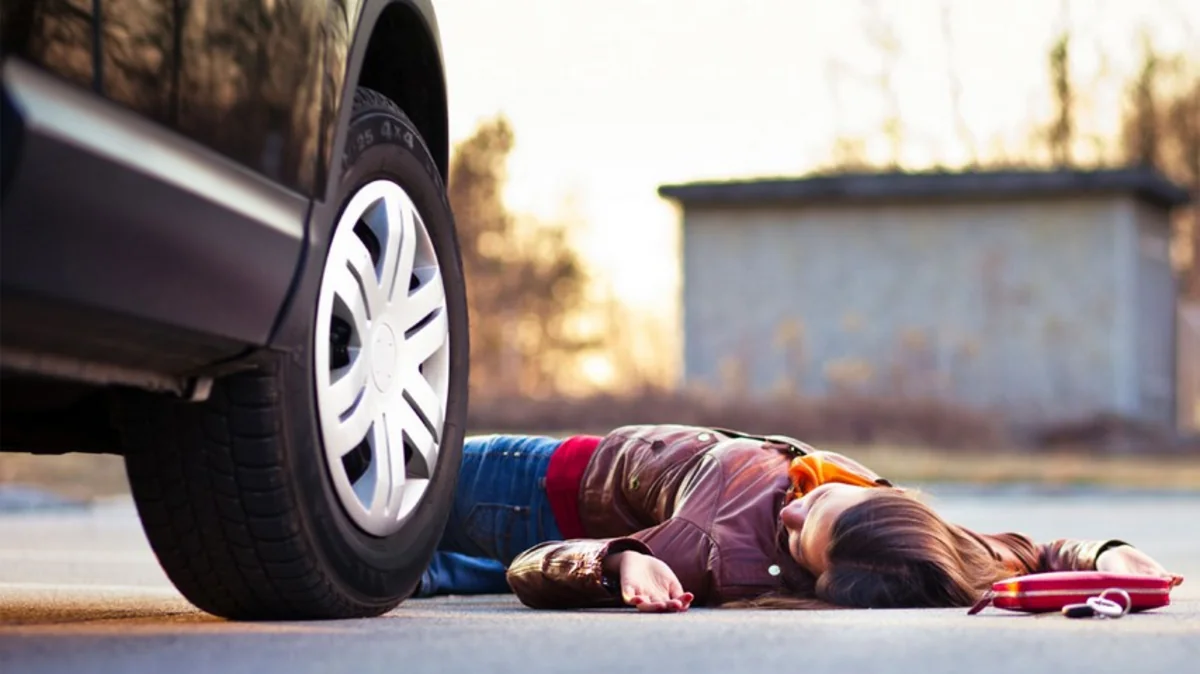 Tovuzda VAZ 2107 markalı avtomobil piyadanı vurub