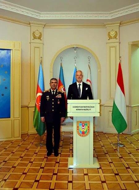 Azerbaijan and Hungary discuss issues of expanding military cooperation