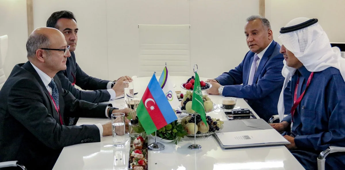 Pərviz Şahbazov səudiyyəli həmkarı ilə “Xızı-Abşeron” KES inşasını müzakirə edib