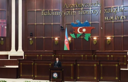 Prezident İlham Əliyev Azərbaycan parlamentinin 100 illiyi münasibətilə keçirilən təntənəli iclasda iştirak edib