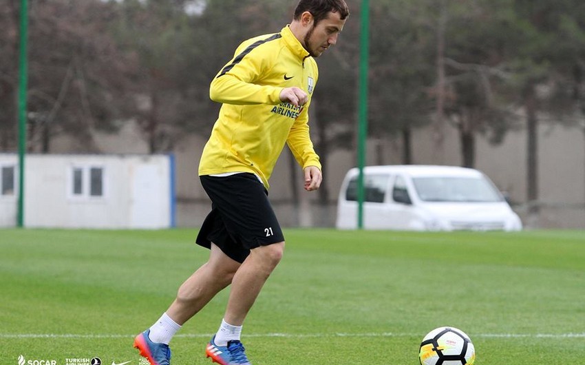 “Neftçi”nin futbolçusu: “Birinci yerdə olmağımız təəccüblü deyil” - MÜSAHİBƏ