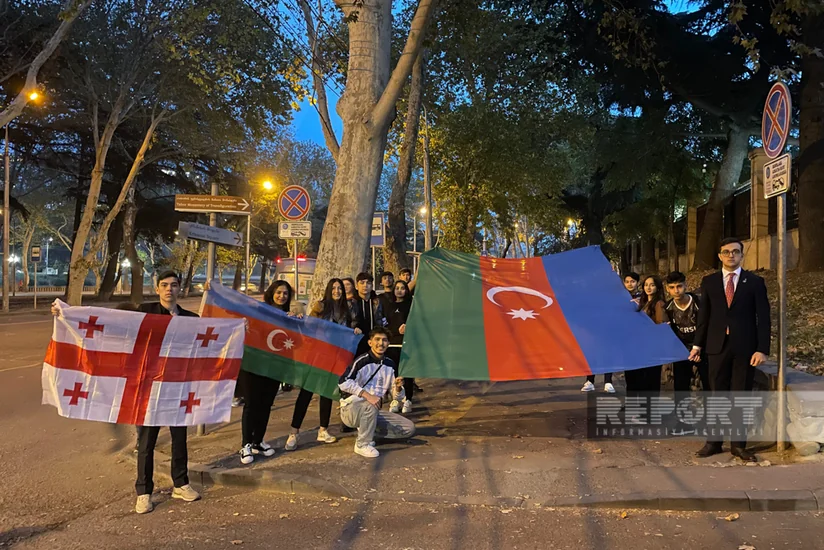Tbilisidə Azərbaycanın Bayraq Gününə həsr olunmuş fləşmob keçirilib