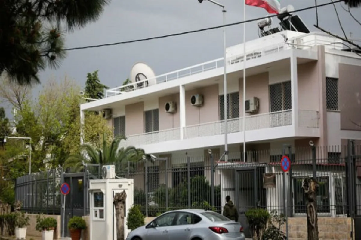 İranın Yunanıstandakı səfirliyinə hücum olub