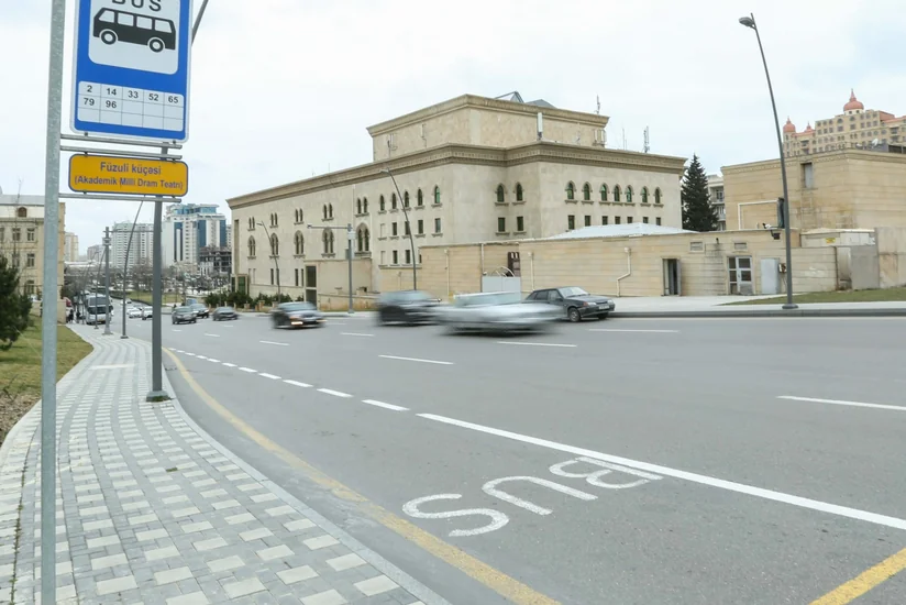 Nazir müavini: Avtobus zolaqlarına digər avtomobillərin daxil olması əsas problemlərdəndir