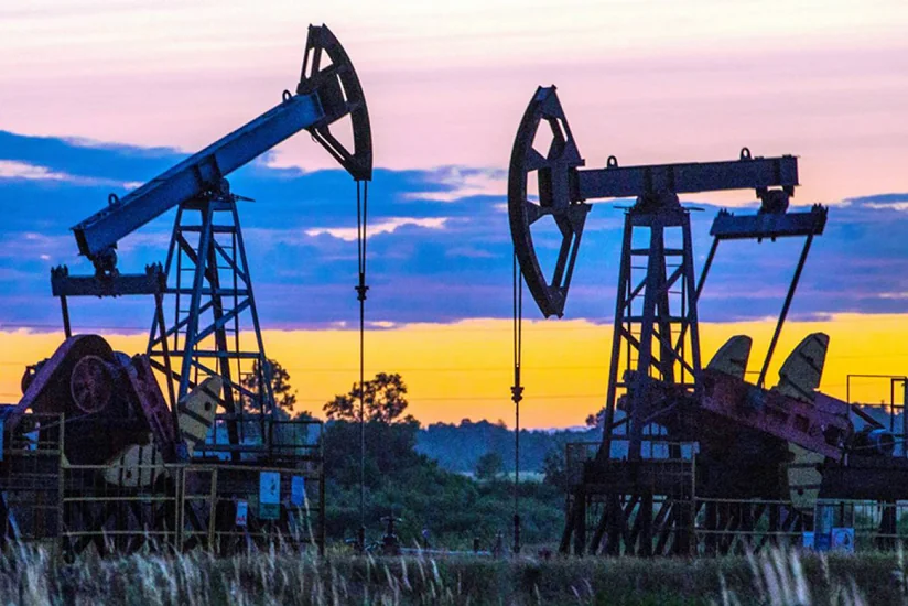 Россия снизила добычу нефти в августе почти на 13%