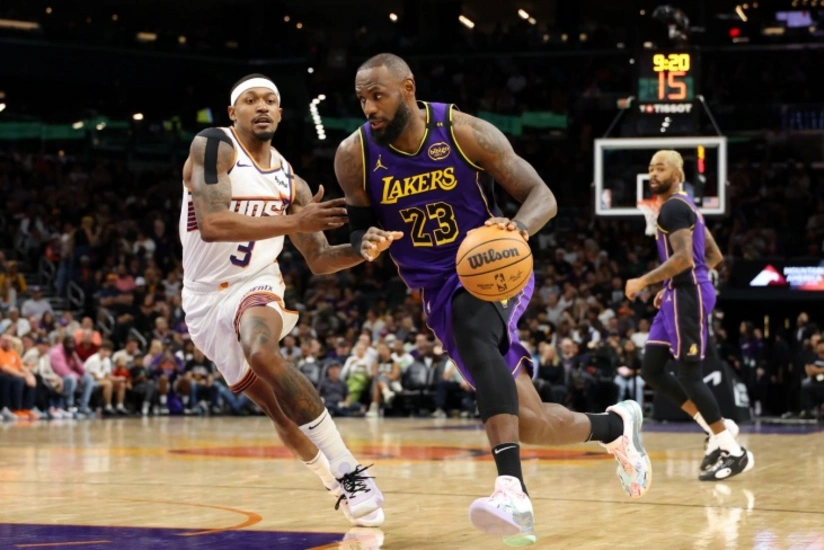 Lebron Ceyms 40 yaşında NBA-nın tarixinə düşüb