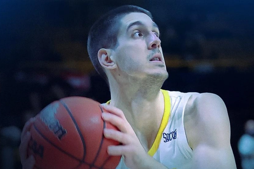 Neftçi serbiyalı basketbolçunu heyətinə qatıb