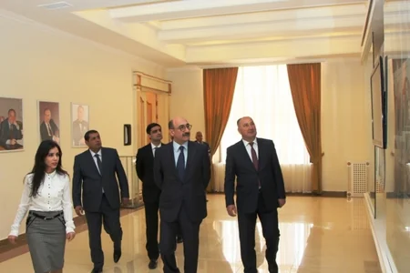 Əbülfəs Qarayev Ucar şəhərində vətəndaşları qəbul edib
