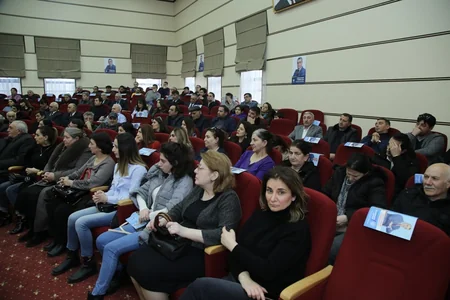 Rauf Nağıyev seçicilərlə növbəti görüşünü keçirib - FOTO