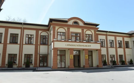 ​Mehriban Əliyeva körpələr evinə avtomobil bağışlayıb - FOTO
