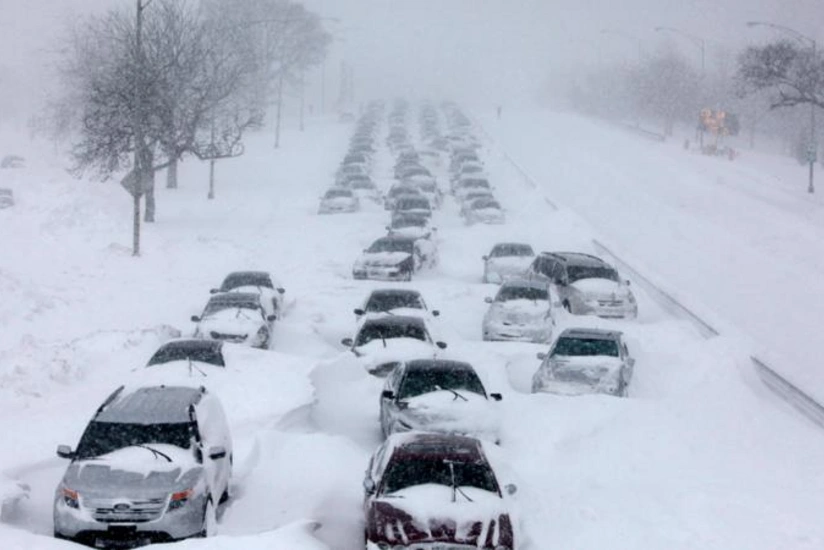 Moldovan capital declares regime of emergency for heavy snowfall, one dead