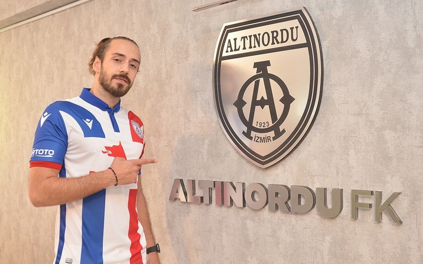 Azərbaycan millisinin futbolçusu Altınorduya keçib