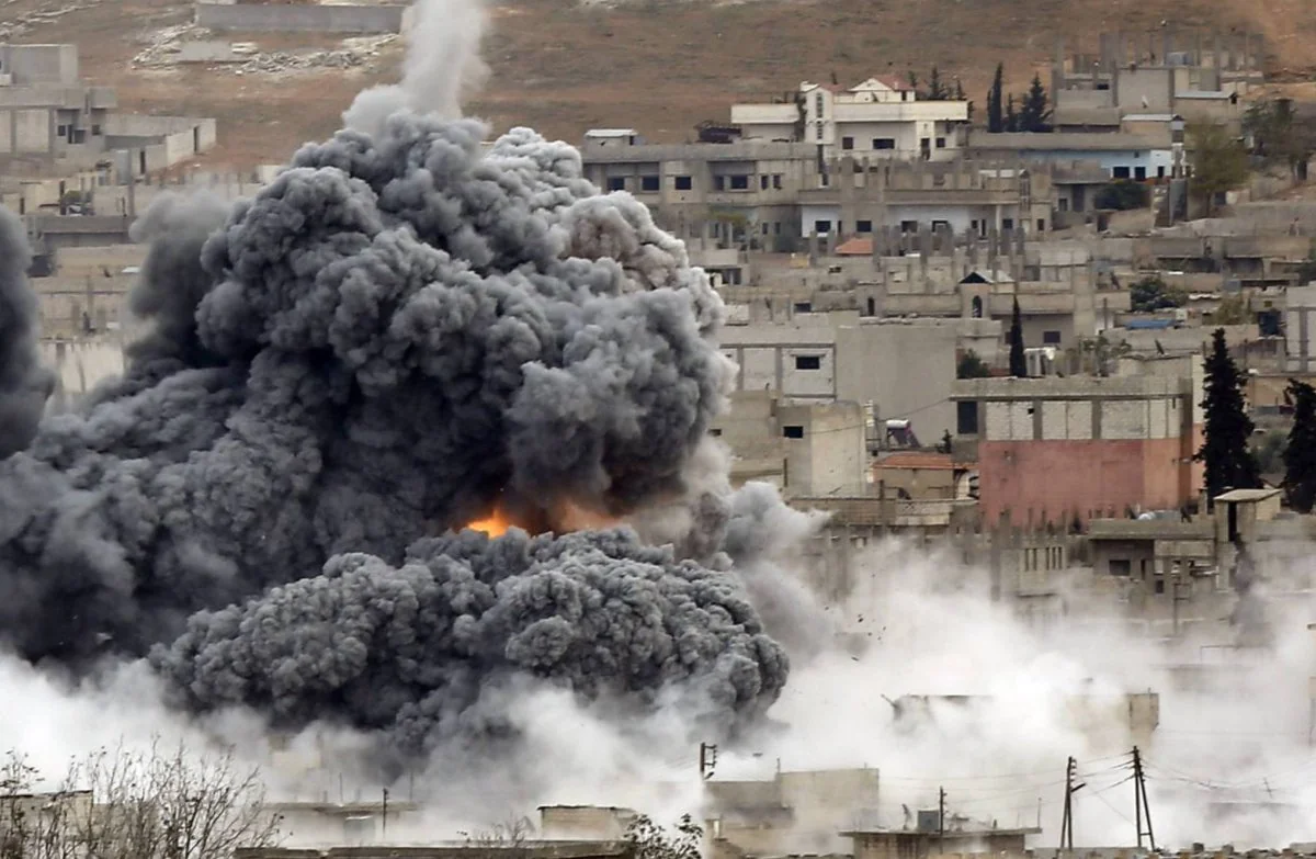 Koalisiya İraq və Suriyada bombardıman nəticəsində 396 dinc sakinin öldüyünü etiraf edib