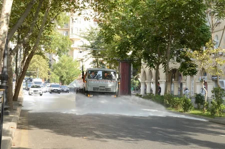 Bakının küçələri yenidən dezinfeksiya edildi