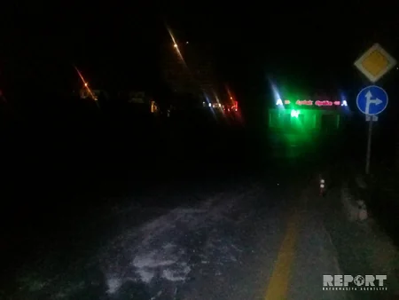 Bakıda sərnişin avtobusu yük maşınına çırpılıb, 8 nəfər xəsarət alıb - FOTO