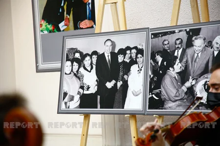 Tbilisidə Heydər Əliyevə həsr olunan fotosərgi açılıb