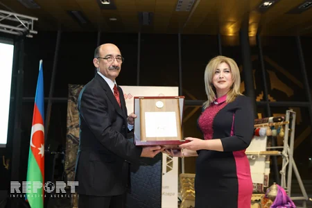 Xalça Muzeyinin fonduna daxil olan ən dəyərli eksponatlar ictimaiyyətə təqdim edilib - FOTO