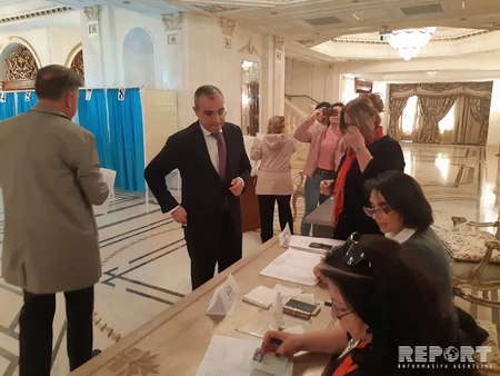 Mikayıl Cabbarov səs verib