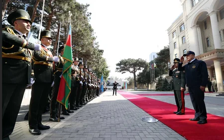 Hulusi Akar Azərbaycana gəlib