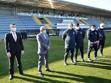 AFFA prezidenti milli komandanın heyəti ilə görüşdü