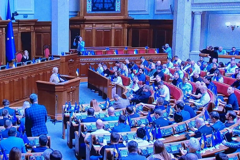 В Украине принят закон о введении института множественного гражданства