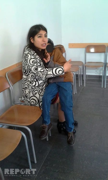 Övladını satmaqda təqsirləndirilən ana azadlığa çıxdı: Ona geri dönəcəyimi demişdim... - FOTO
