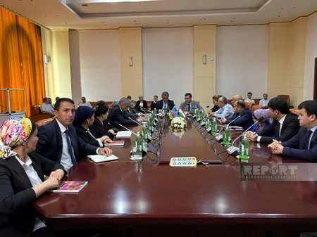 Corner of Azerbaijani literature Corner opens at Tajikistan’s national library