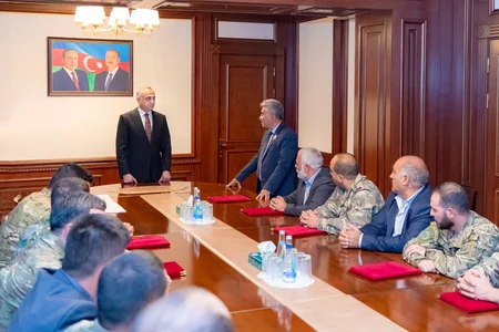Naxçıvanda şəhid ailələrinə, qazilərə mənzillər və avtomobillər verilib