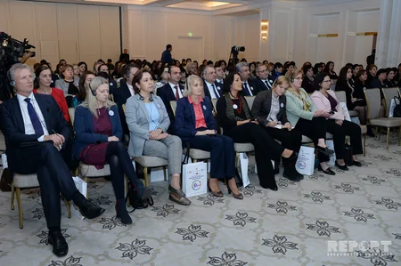 Bakıda “Gender əsaslı zorakılığa qarşı 16 günlük fəallıq” kampaniyasına başlanıb