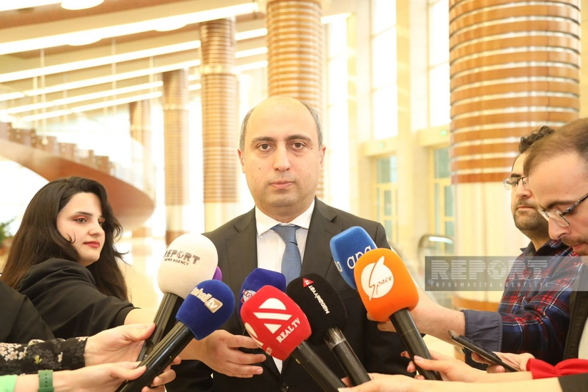 Emin Əmrullayev: Elektron diplomlara keçid üçün qanunvericilikdə dəyişikliklər olunmalıdır