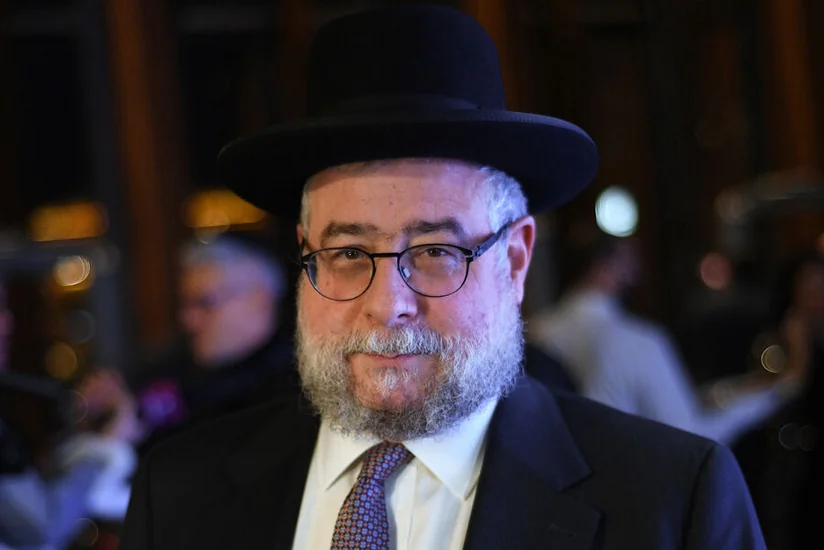 Экс-главный раввин Москвы призывает евреев покинуть Россию