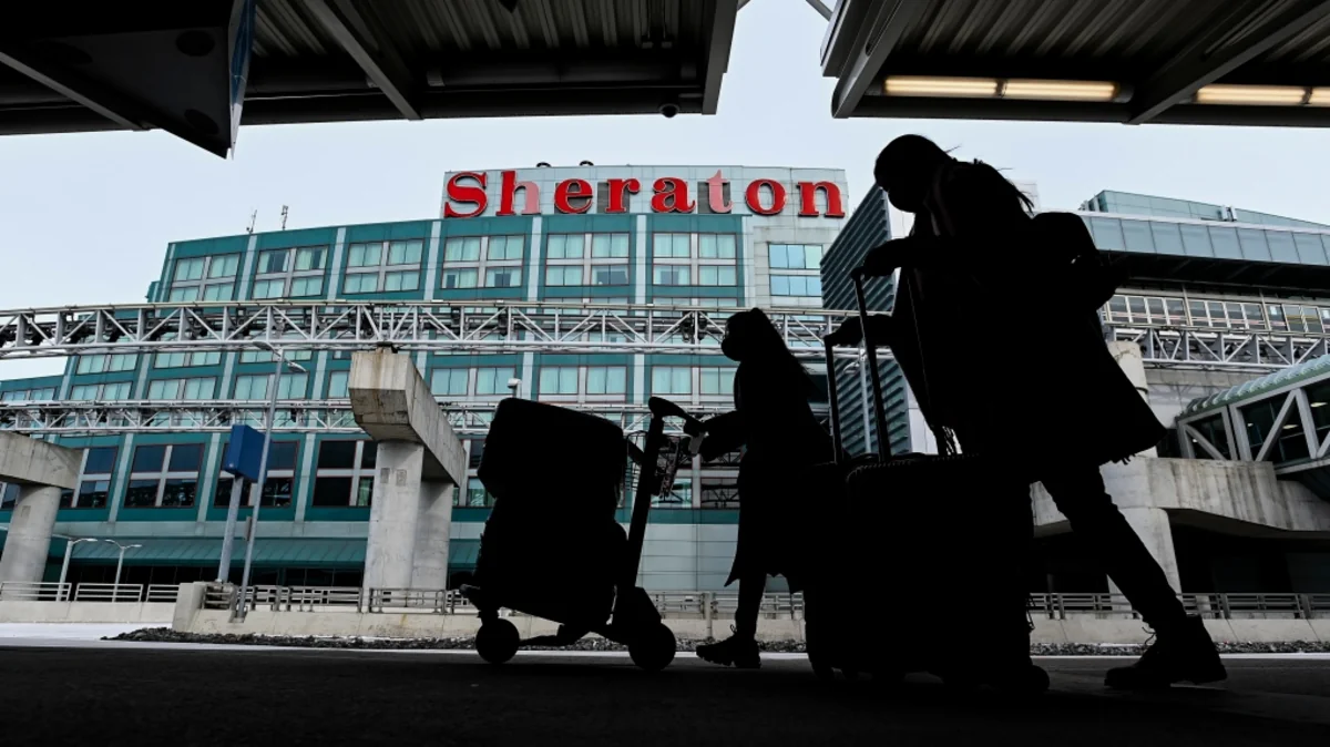 Quarantined tourists in Canada complain of appalling conditions, harassment