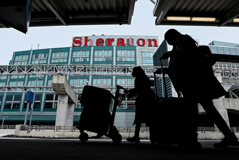 Quarantined tourists in Canada complain of appalling conditions, harassment