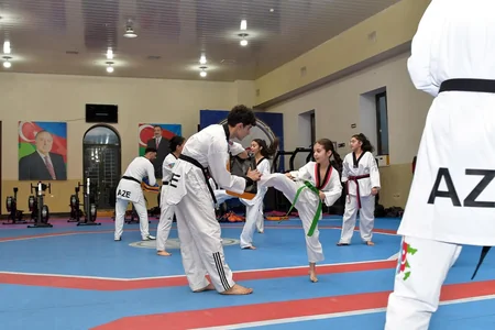 Azərbaycanın paralimpiya çempionu ustad dərsi keçib