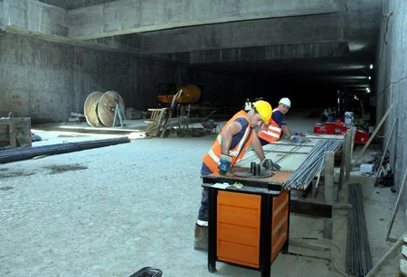 Metronun “Bənövşəyi xətt”inin 3-cü stansiyasında tikinti işləri davam edir