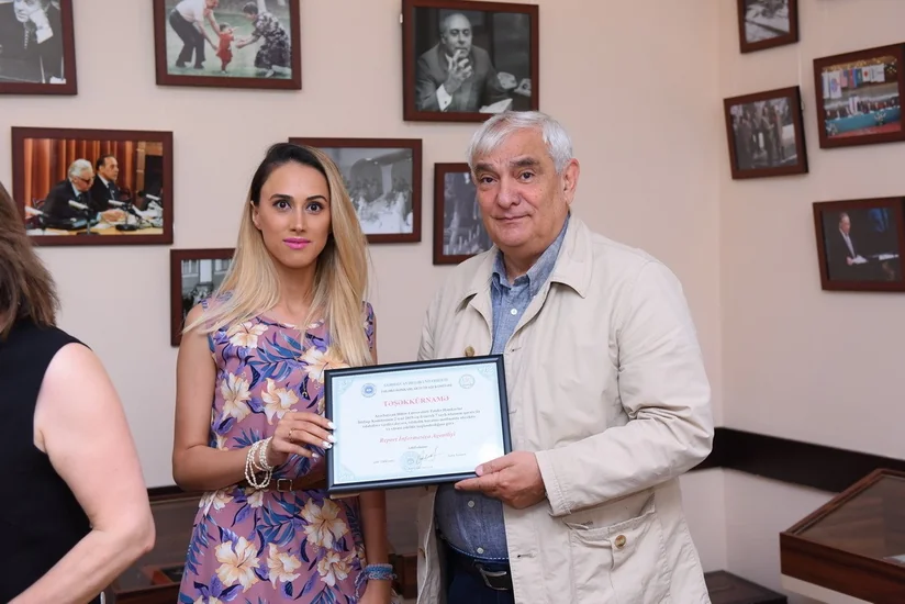 ADU-da media nümayəndələri mükafatlandırılıb