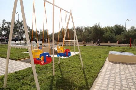 ​SOCAR prezidenti neftçilərə yeni mənzillərin orderlərini təqdim edib