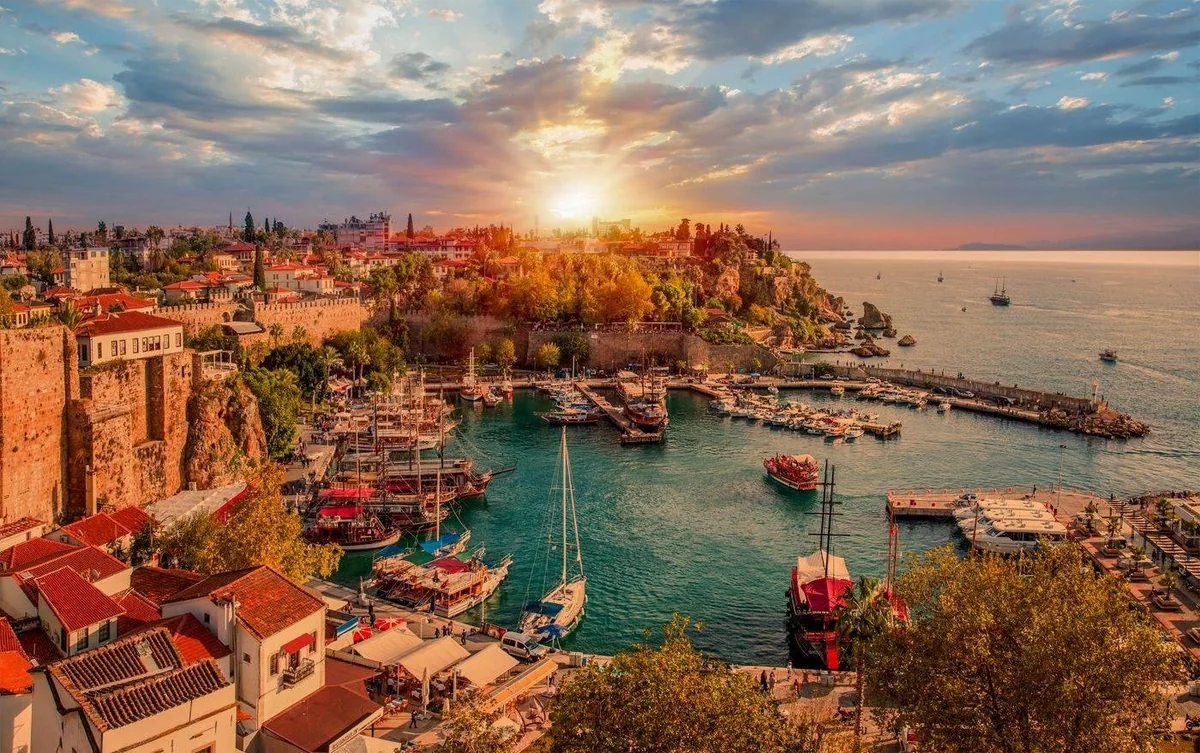 Azerbaijan among top five countries opening company in Antalya last year