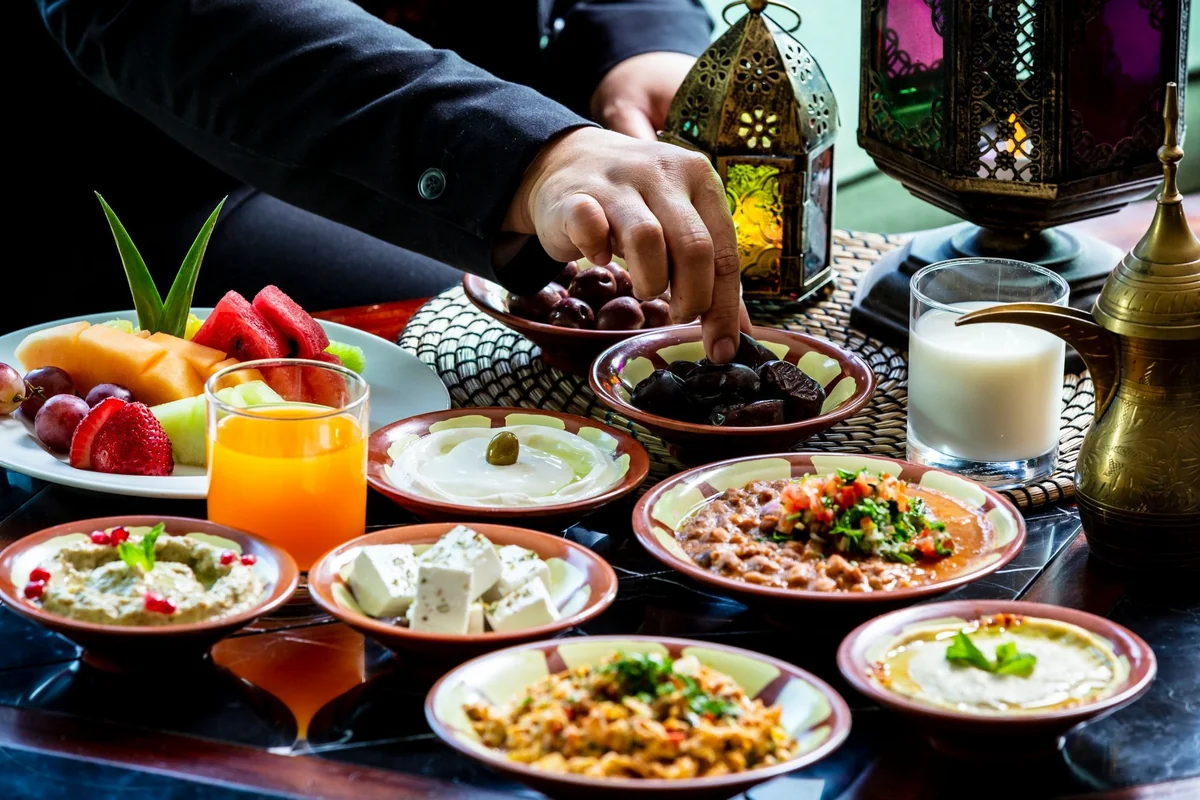 Qida Təhlükəsizliyi İnstitutunun mütəxəssisi Ramazan üçün düzgün qidalanma qaydalarını açıqlayıb