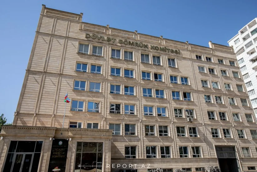 Yüksək rütbəli gömrükçülərin geyim formasında dəyişiklik edildi