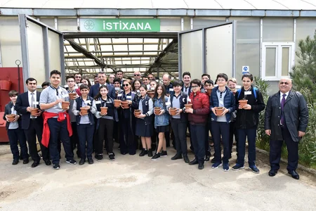 “Azerbaijan British College” şagirdləri Beynəlxalq Yer Kürəsi Gününü “Eko park”da qeyd ediblər