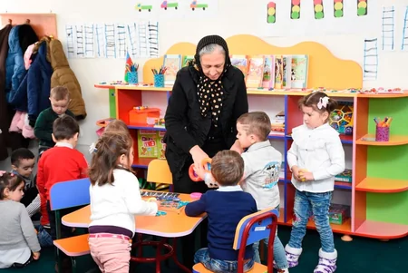 Hər gün Sumqayıtdan Qubaya öyrətməyə, axşam isə Bakıya öyrənməyə gələn qız - REPORTAJ
