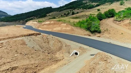 Laçın şəhərindən yan keçən yeni avtomobil yolunun tikintisi yekunlaşır