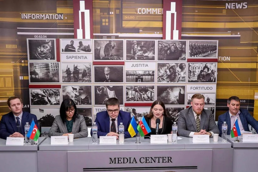 В Киеве состоялся круглый стол, посвященный азербайджано-украинским отношениям